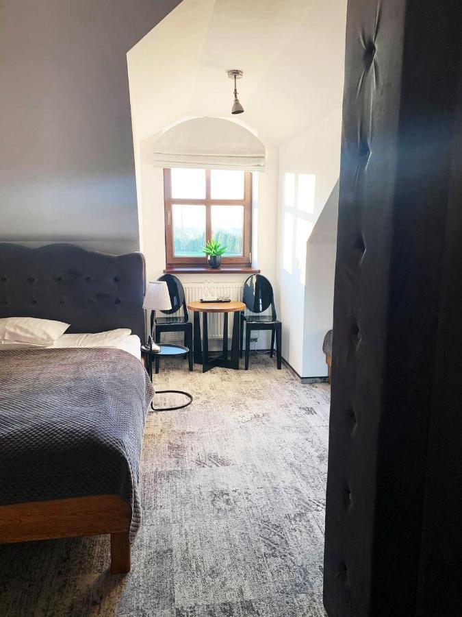 Bed and Breakfast Dwor Karwacz Przasnysz Exterior foto